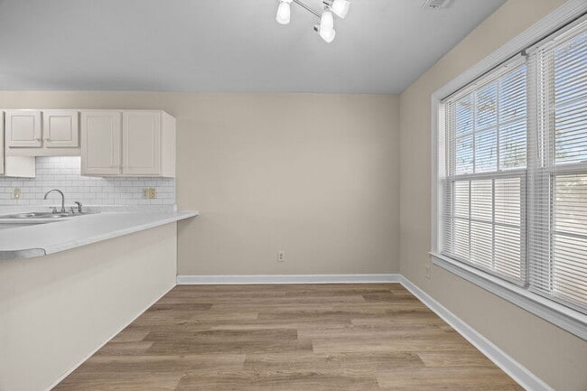 Building Photo - 5110 Deveron St