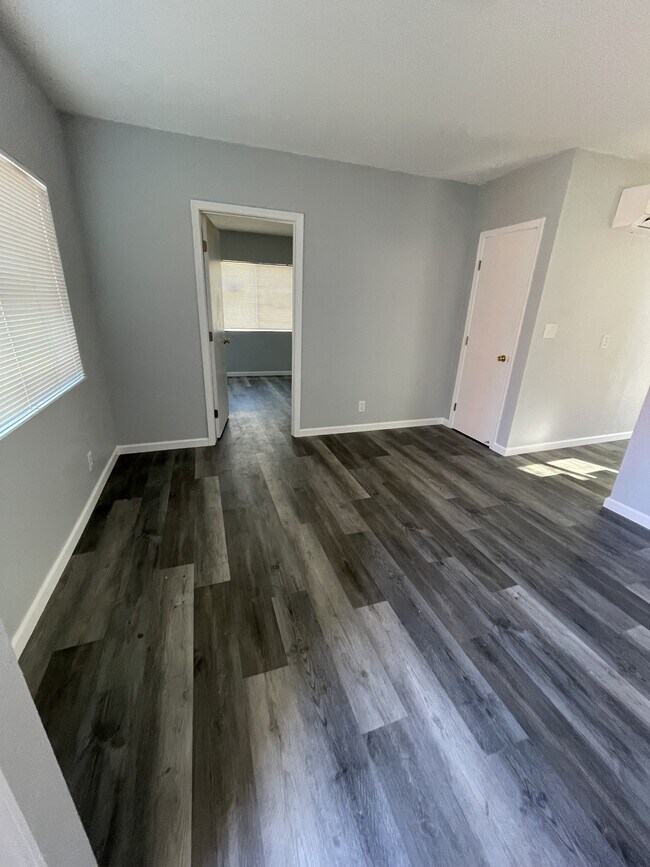 Building Photo - 1311 Lemon St