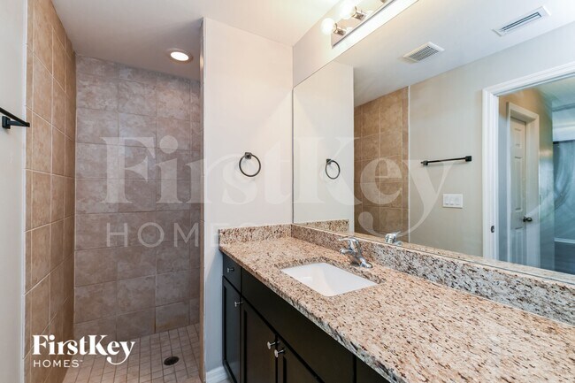 Building Photo - 1023 NW 22nd Terrace