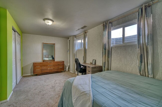 Building Photo - Charming 4 Bed 2 Bath Home in 80917!!!