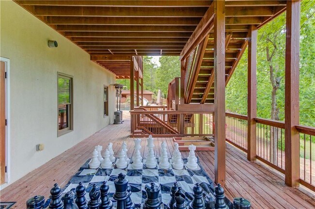 Building Photo - 2870 Roanoke Rd