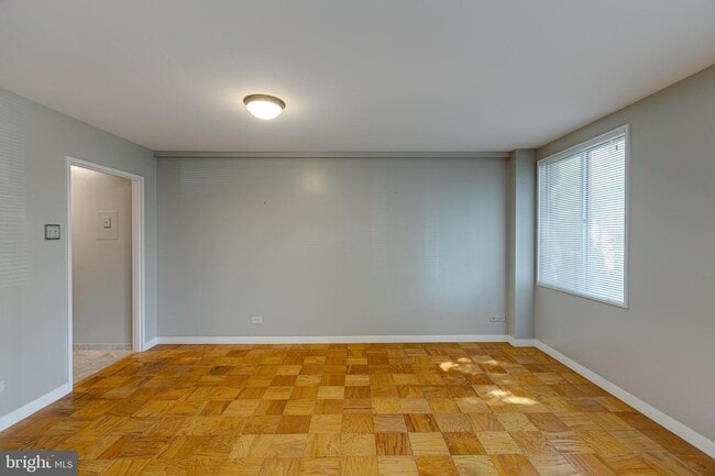 Building Photo - 1200 N Nash St