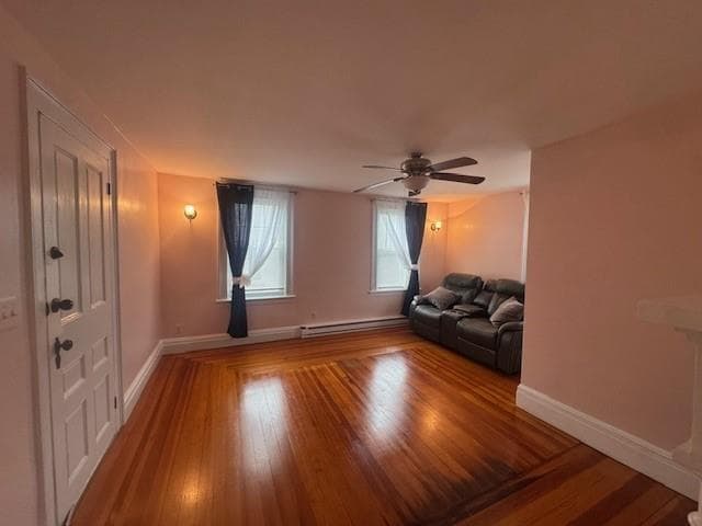 Building Photo - 52 Manning St