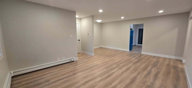 Building Photo - 1851 S Morris Hill Dr