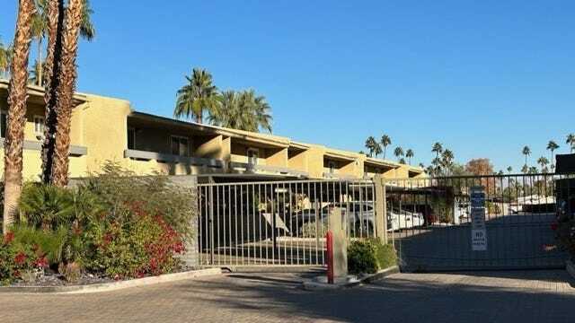 Building Photo - 1900 S Palm Canyon Dr