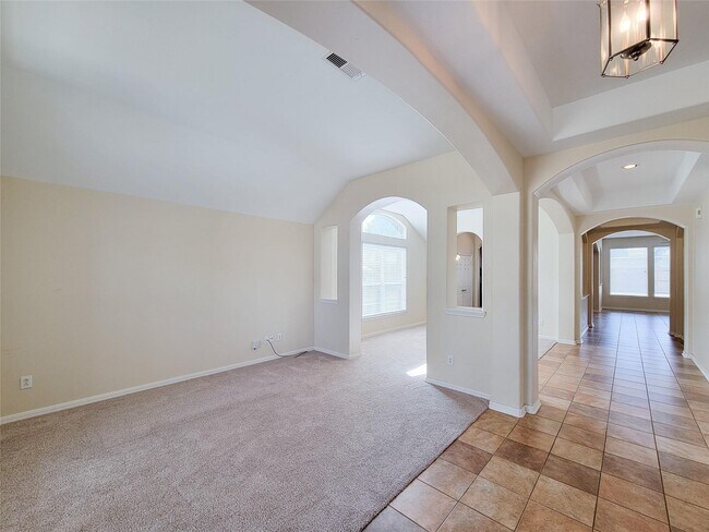 Building Photo - 25219 Piney Heights Ln