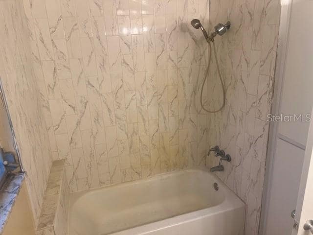 Building Photo - 16406 Lake Byrd Dr