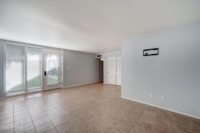 Building Photo - 4204 N 38th St