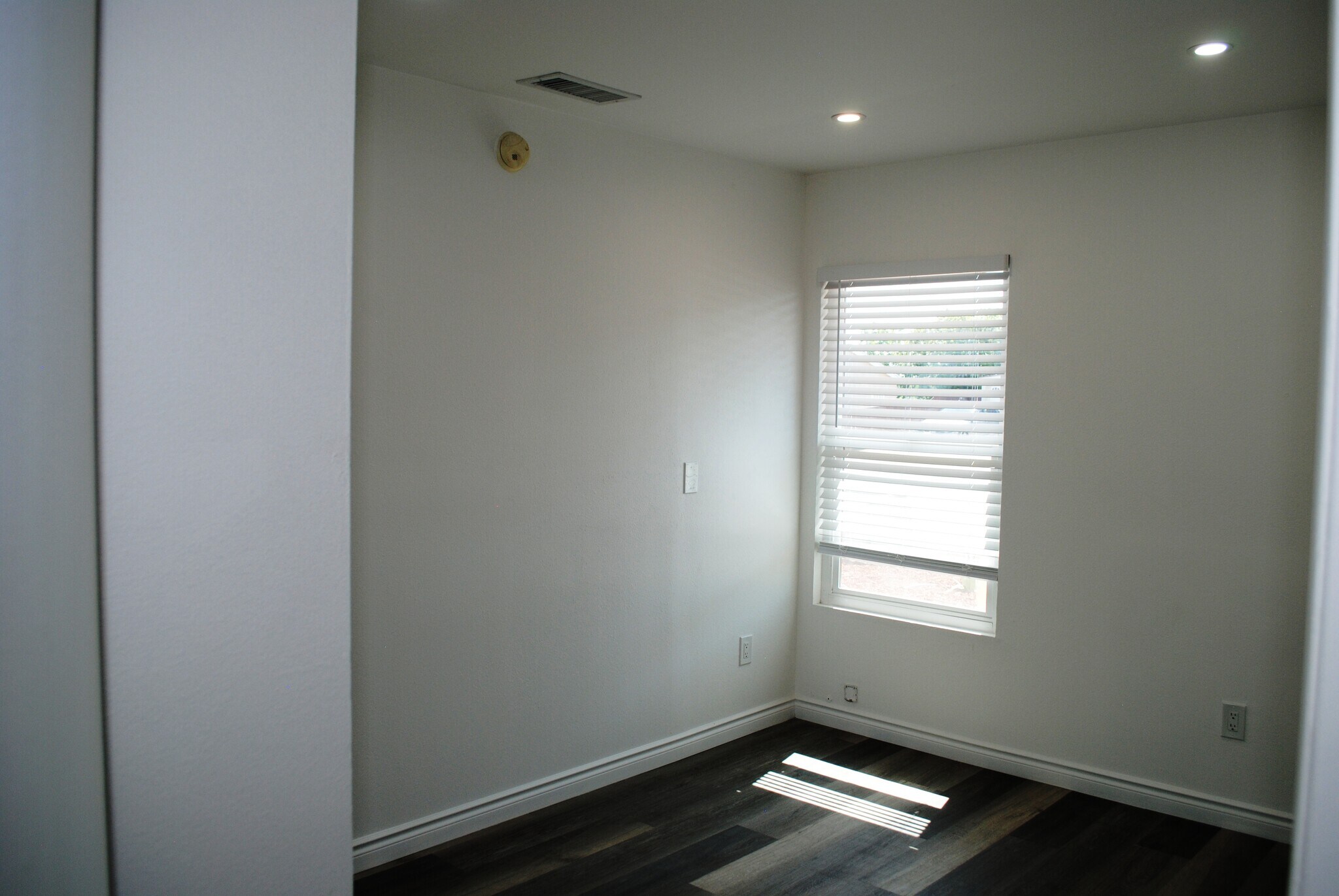 Bedroom - 5475 Mantua Ct