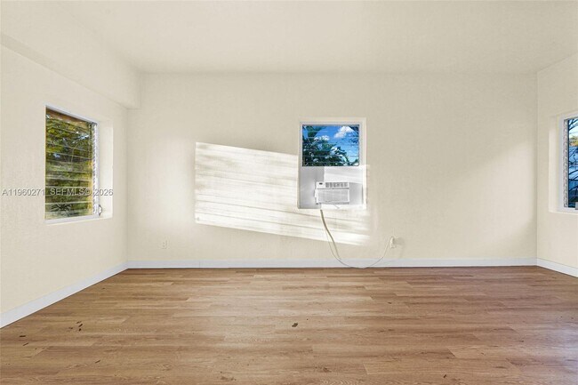 Building Photo - 12287 NE 7th Ave