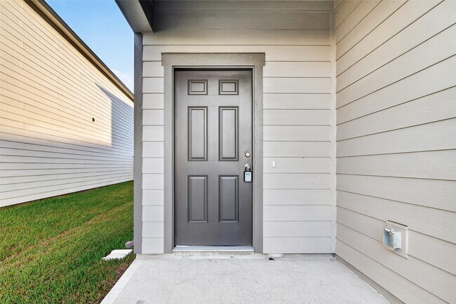 Building Photo - 8323 Vacek Xing Wy