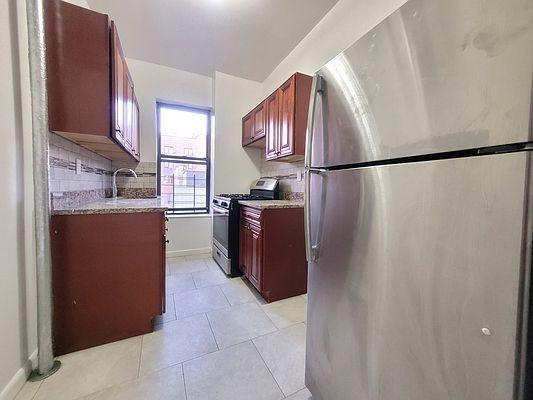 Primary Photo - 1 bedroom in BRONX NY 10468