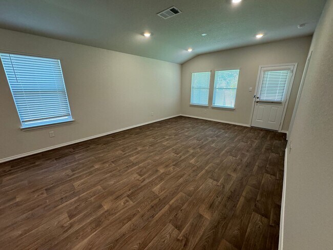 Building Photo - ONE STORY | 3 BEDROOM | 2 BATH | BUILT 2024 | RIVERSTONE AT WESTPOINT