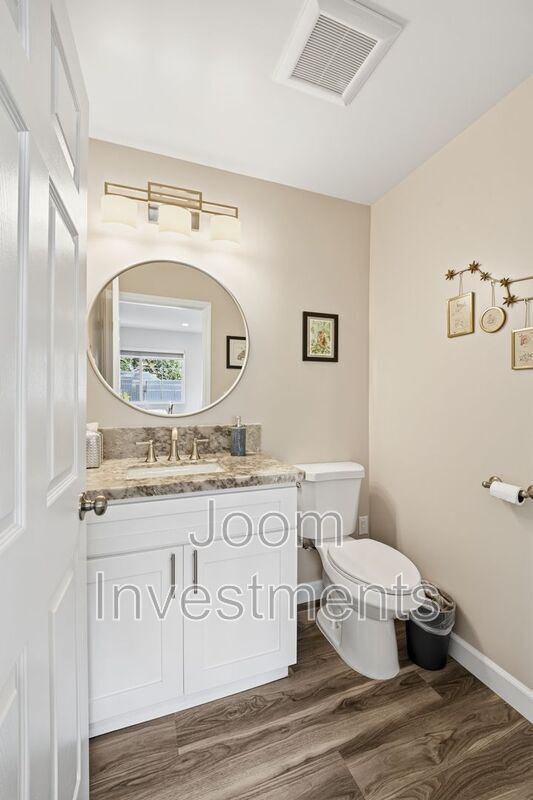 Building Photo - 1668 Bellford Ave