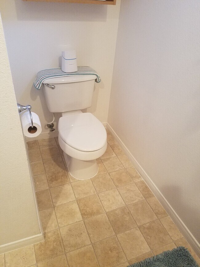 Building Photo - 523 Burgasia Path