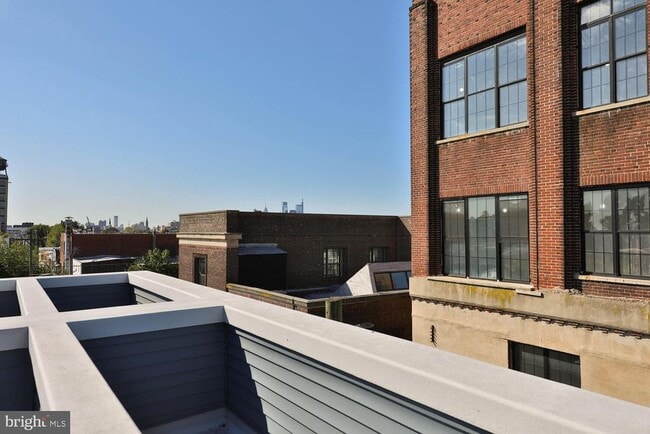 Building Photo - 2207 N Philip St