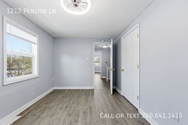 Building Photo - 1212 Pensive Ln