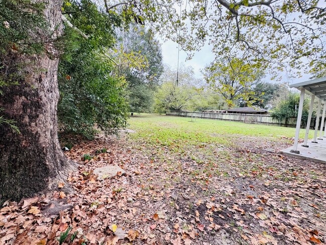 Building Photo - 1040 Myrtle St