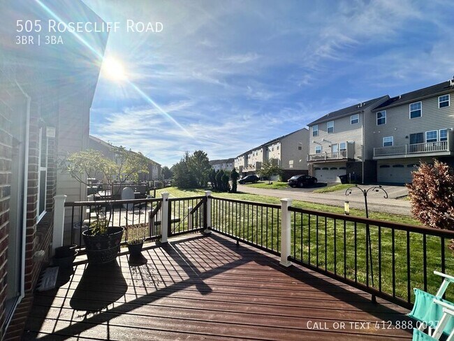 Building Photo - 505 Rosecliff Rd