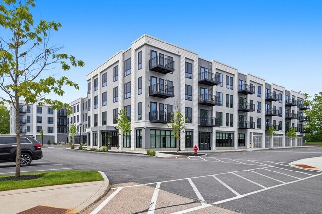 Building Photo - 2454 Lafayette Rd