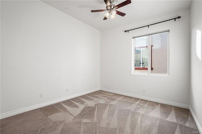 Building Photo - 10235 Independence Ave