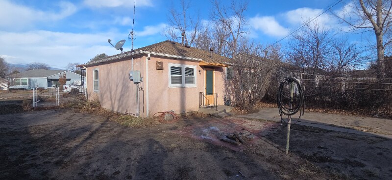 Building Photo - 2411 N Logan Ave