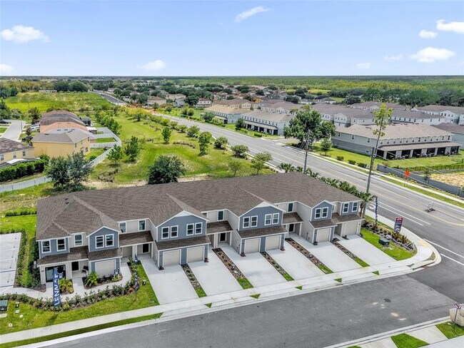 Building Photo - 2424 Bevel Ln