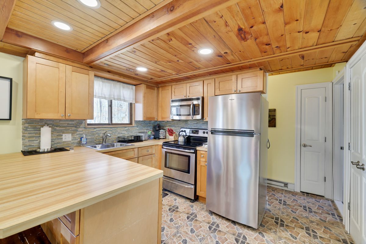 Building Photo - 163 Cambridge Ct