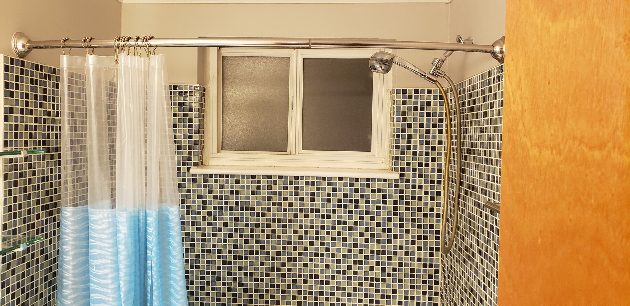 Bathroom - 1140 N Downing St