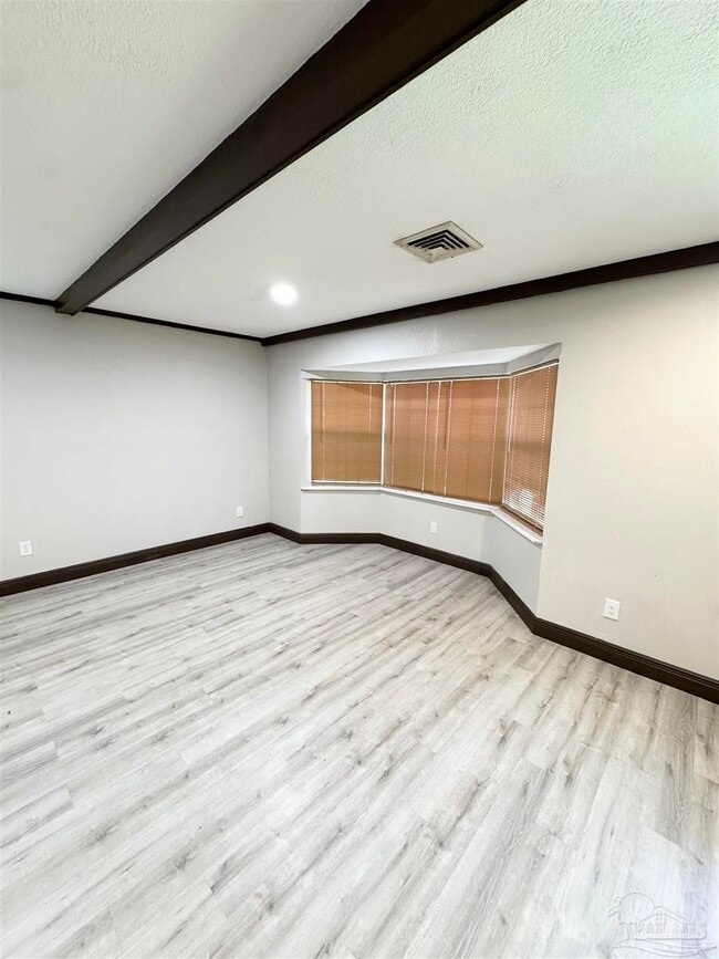 Building Photo - 9720 Sandpiper St