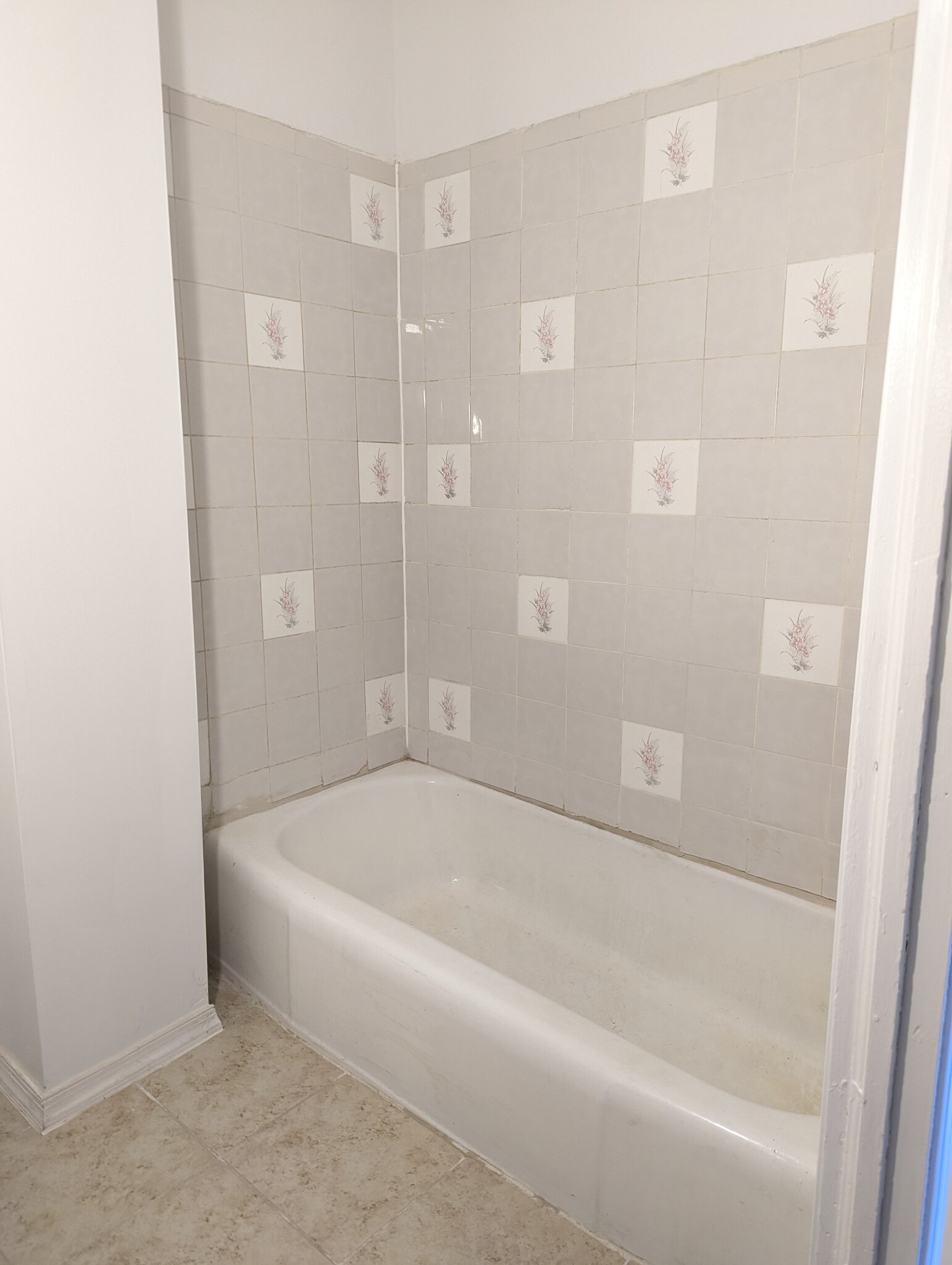 Bathroom - 5833 Crittenden St