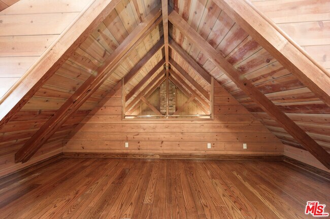 Building Photo - 10439 Seabury Ln