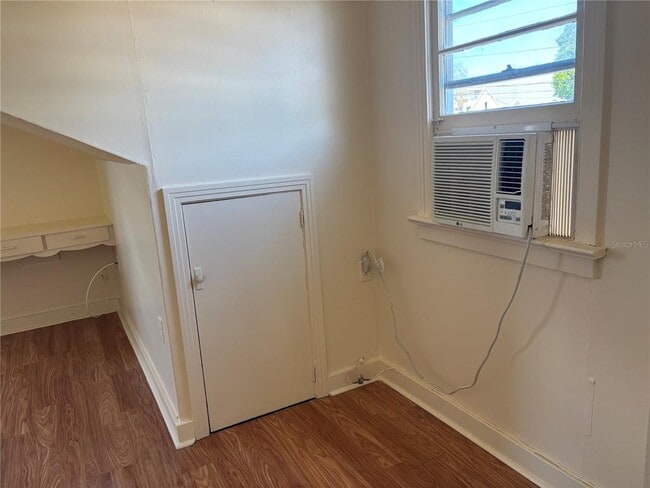 Building Photo - 507 Cleveland Ave SW