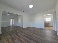 Building Photo - 6240 SW 21st St