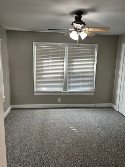 Front bedroom - 128 N 6th Ave