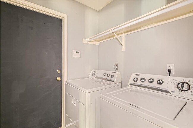 Building Photo - 3104 Jubilee Trail