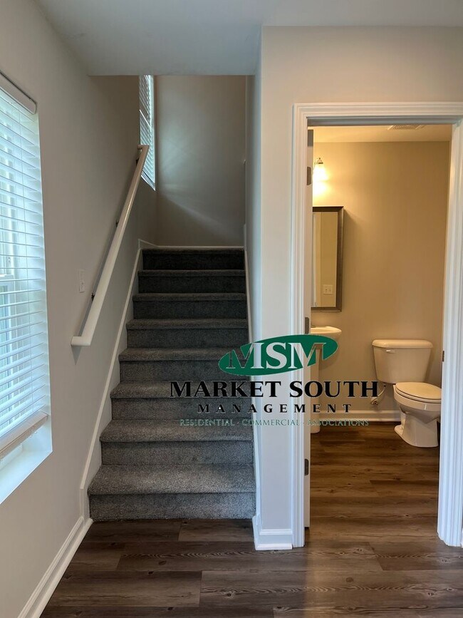 Building Photo - Rice Creek!  Port Wentworth **Rent Special...