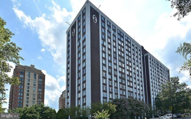Building Photo - 11801 Rockville Pike
