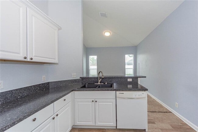 Building Photo - 5544 Spanish River Rd