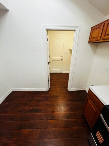 Building Photo - 8811 Cold Lake Dr