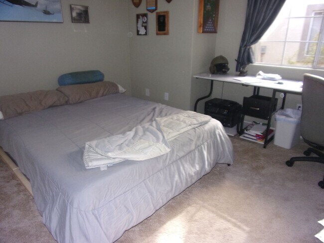 Building Photo - Oaks Senior Commons