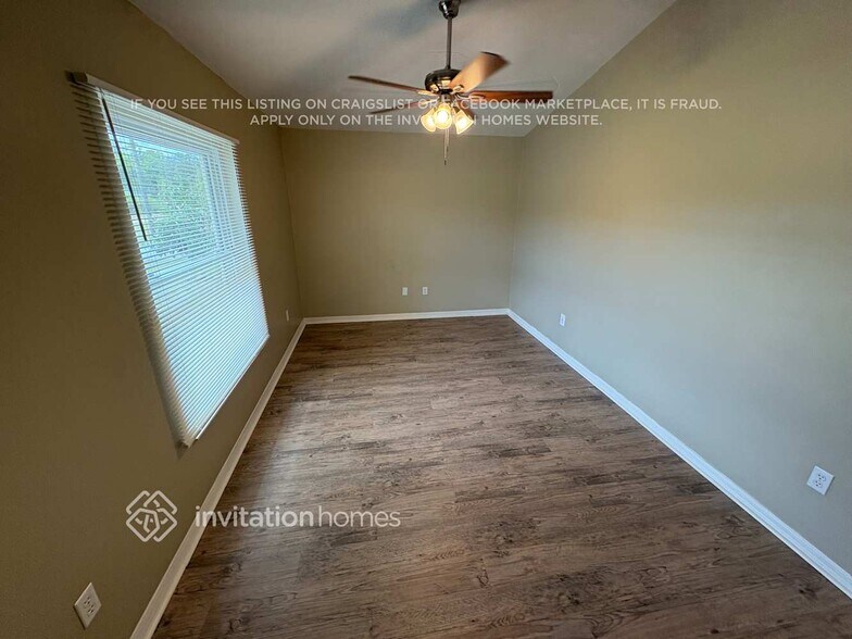 Building Photo - 908 Biscayne Dr