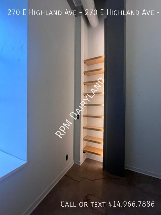 Building Photo - 270 E Highland Ave