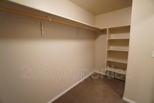 Building Photo - 10340 W Virginia City St