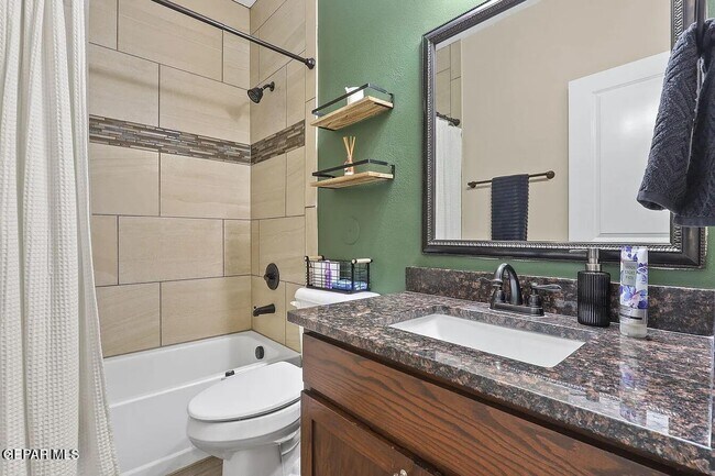 Building Photo - 6457 Harapon St