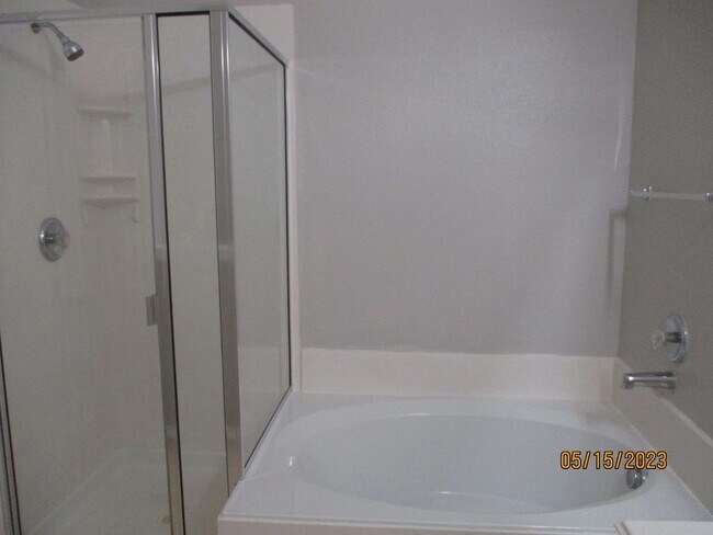 Building Photo - 5413 Chinkapin Ln