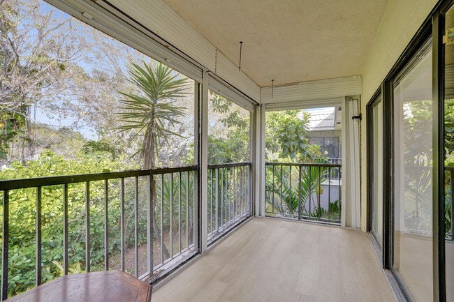 Building Photo - 1040 Homewood Blvd