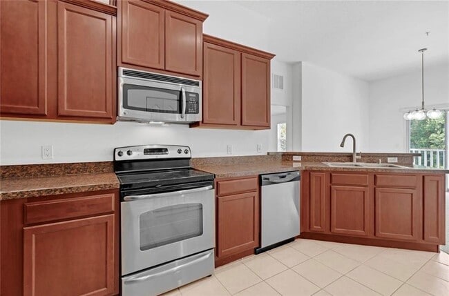 Building Photo - 10802 Eclipse Lily Way