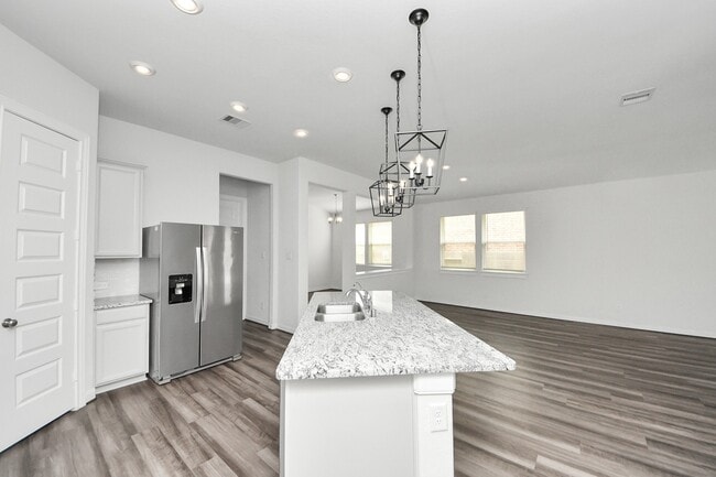 Building Photo - 8815 Arch Rock Dr