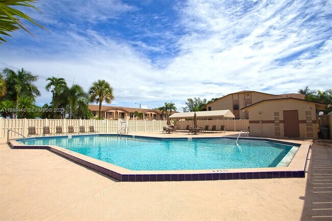 Building Photo - 9431 Boca Cove Cir